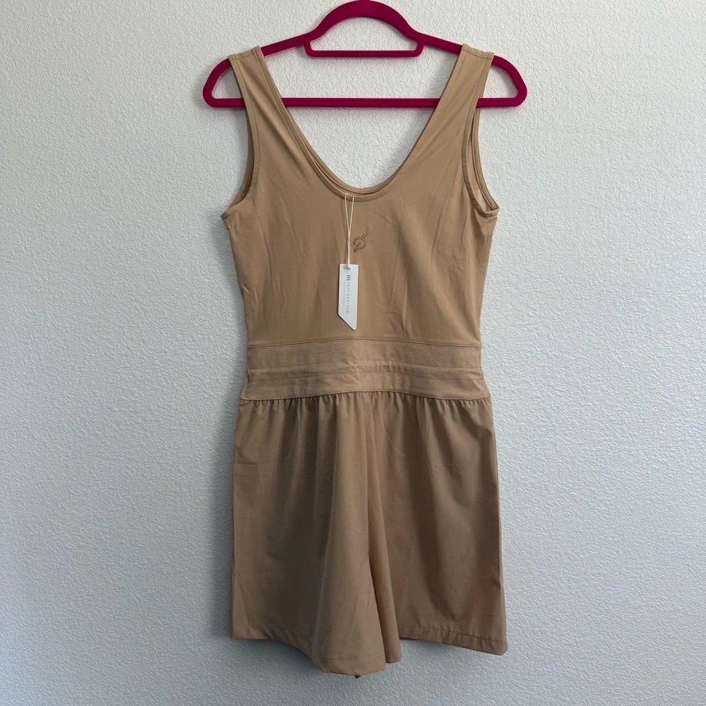 NWT Travis Mathew x Peloton Dawn Glow Tech Woven Romper Medium - Picture 4 of 7